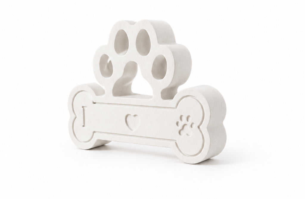 Paw & Bone